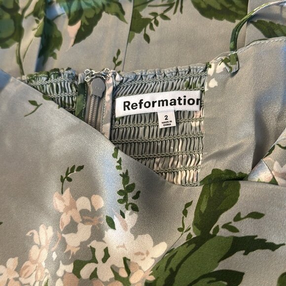 NEW Reformation Frankie Long Silk Dress in Tea Garden Green Floral | size 2 - Picture 7 of 12